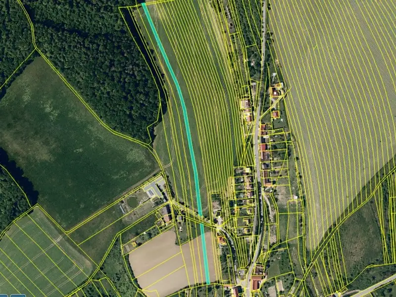Prodej stavebního pozemku 3311 m², Snovídky – náhled fotky 2