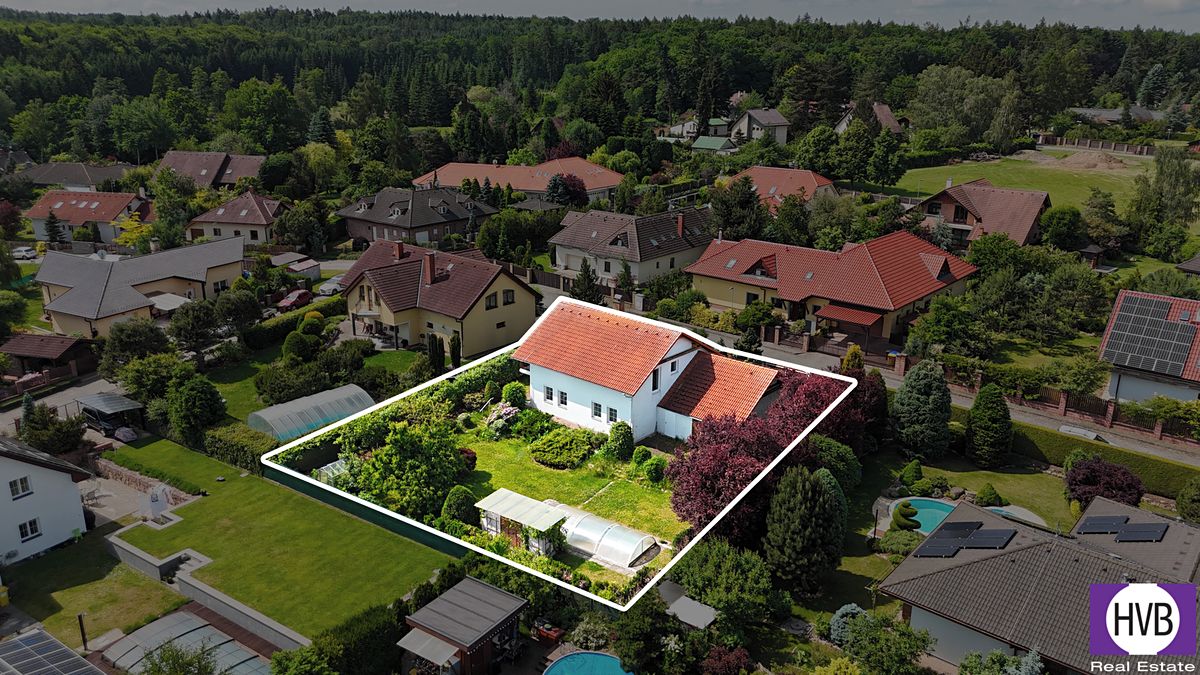 Prodej rodinného domu 200 m², pozemek 1016 m²