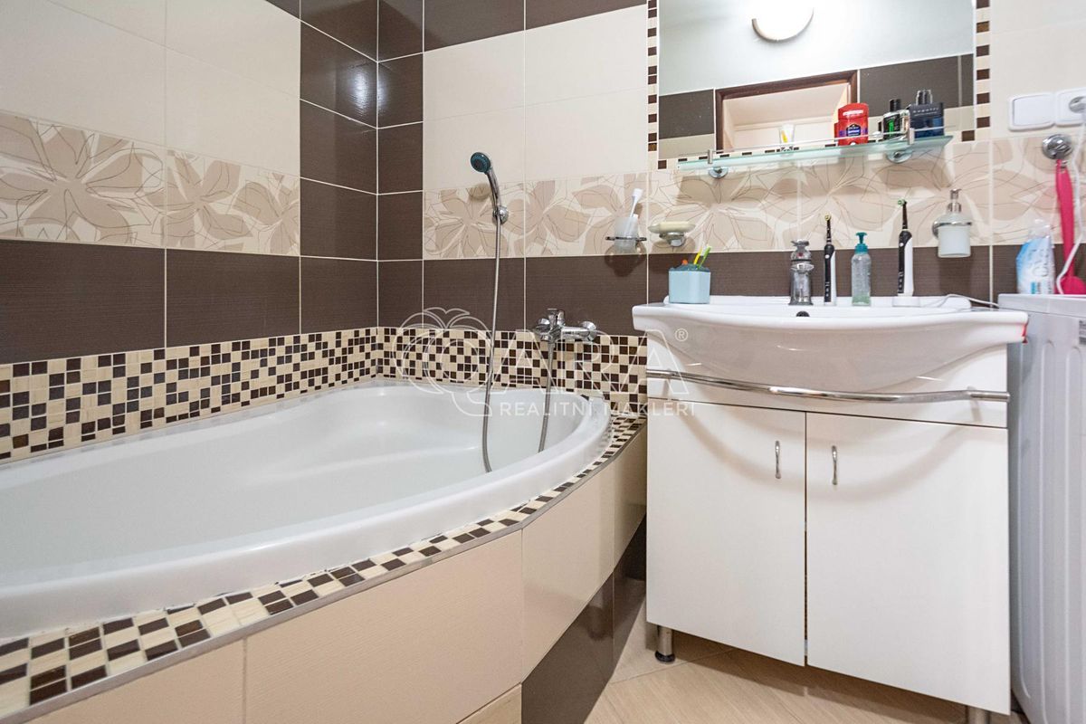 Prodej bytu 3+1 71 m²