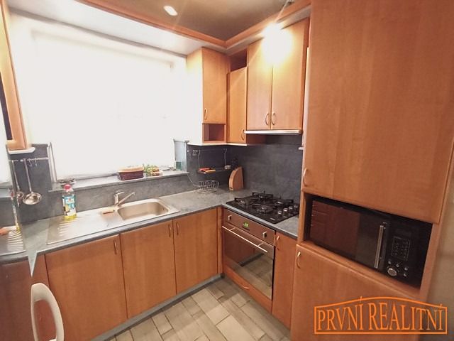 Prodej rodinného domu 98 m², pozemek 446 m² – fotografie 3