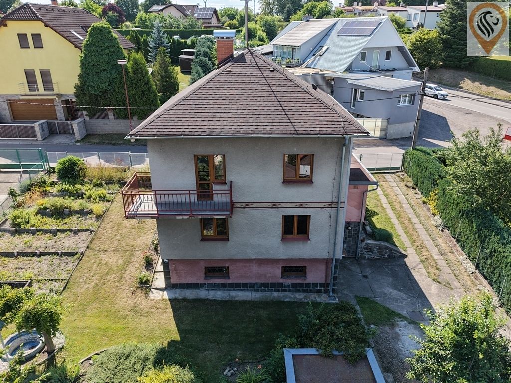 Prodej rodinného domu 120 m², pozemek 726 m² – fotografie 2