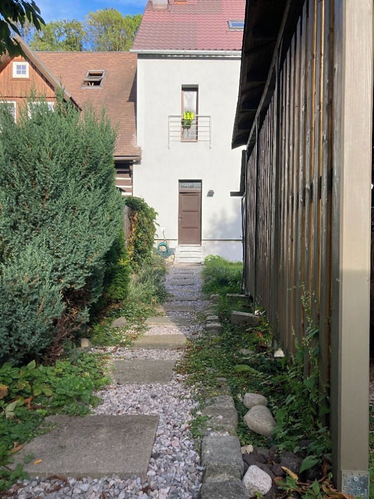 Prodej rodinného domu 115 m², pozemek 878 m² – fotografie 2
