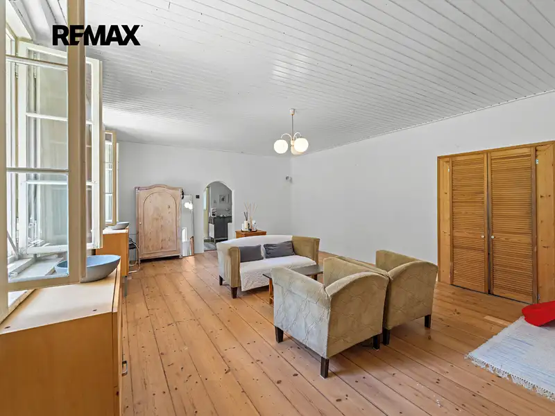 Prodej rodinného domu 210 m², pozemek 1114 m², Roztoky – náhled fotky 2