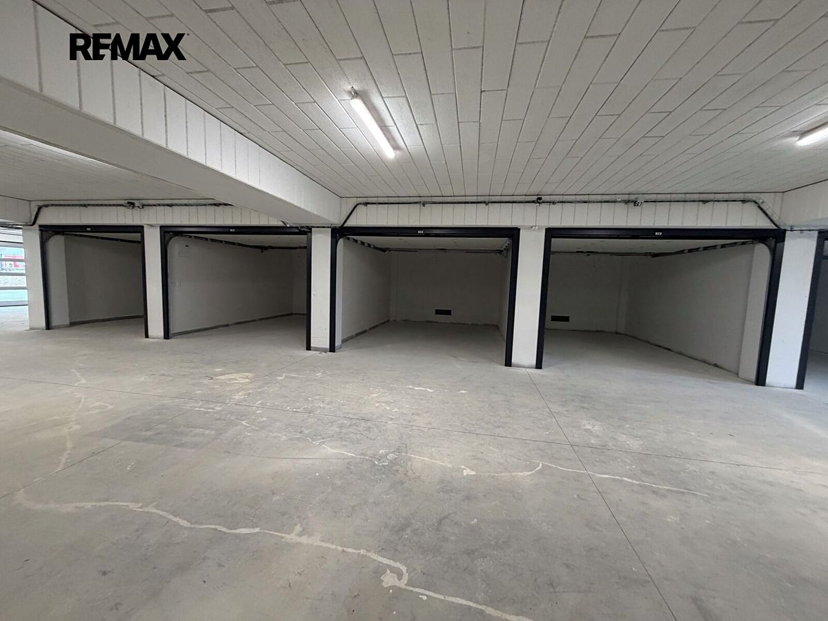 Pronájem garáže 21 m² – fotografie 5