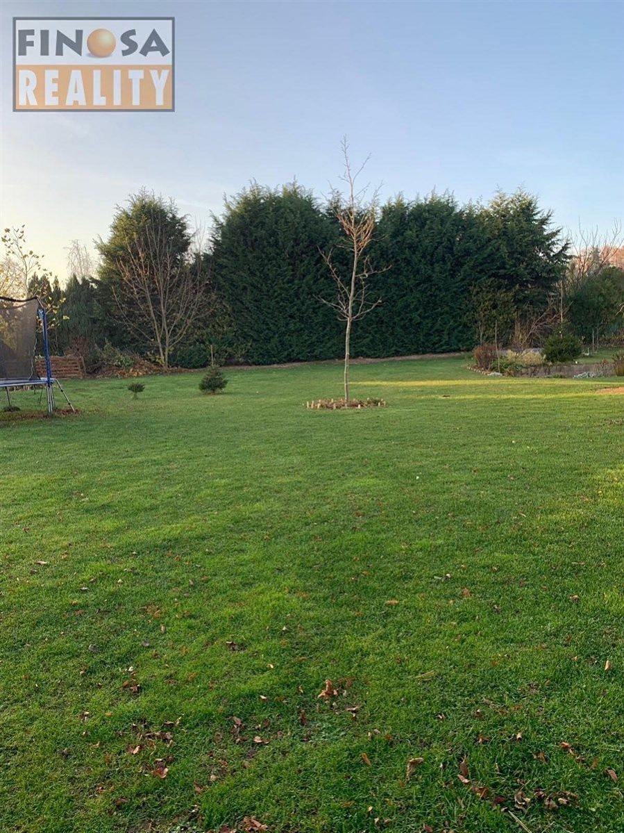 Pronájem rodinného domu 165 m², pozemek 979 m² – fotografie 4