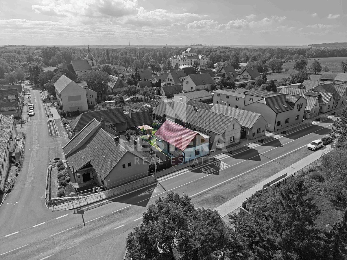 Prodej rodinného domu 50 m², pozemek 183 m² – fotografie 2