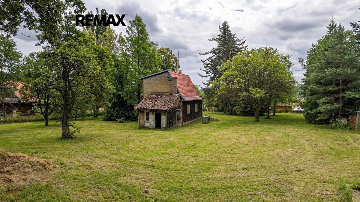 Prodej stavebního pozemku 2099 m² – fotografie 5