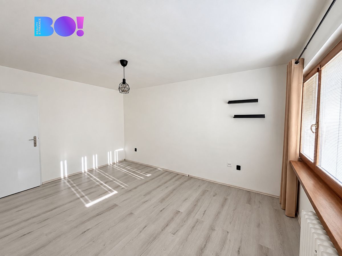 Pronájem bytu 1+kk 25 m² – fotografie 2