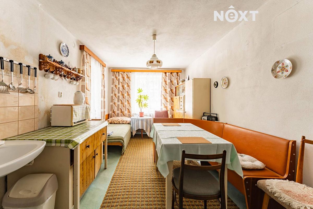 Prodej rodinného domu 145 m², pozemek 3257 m²