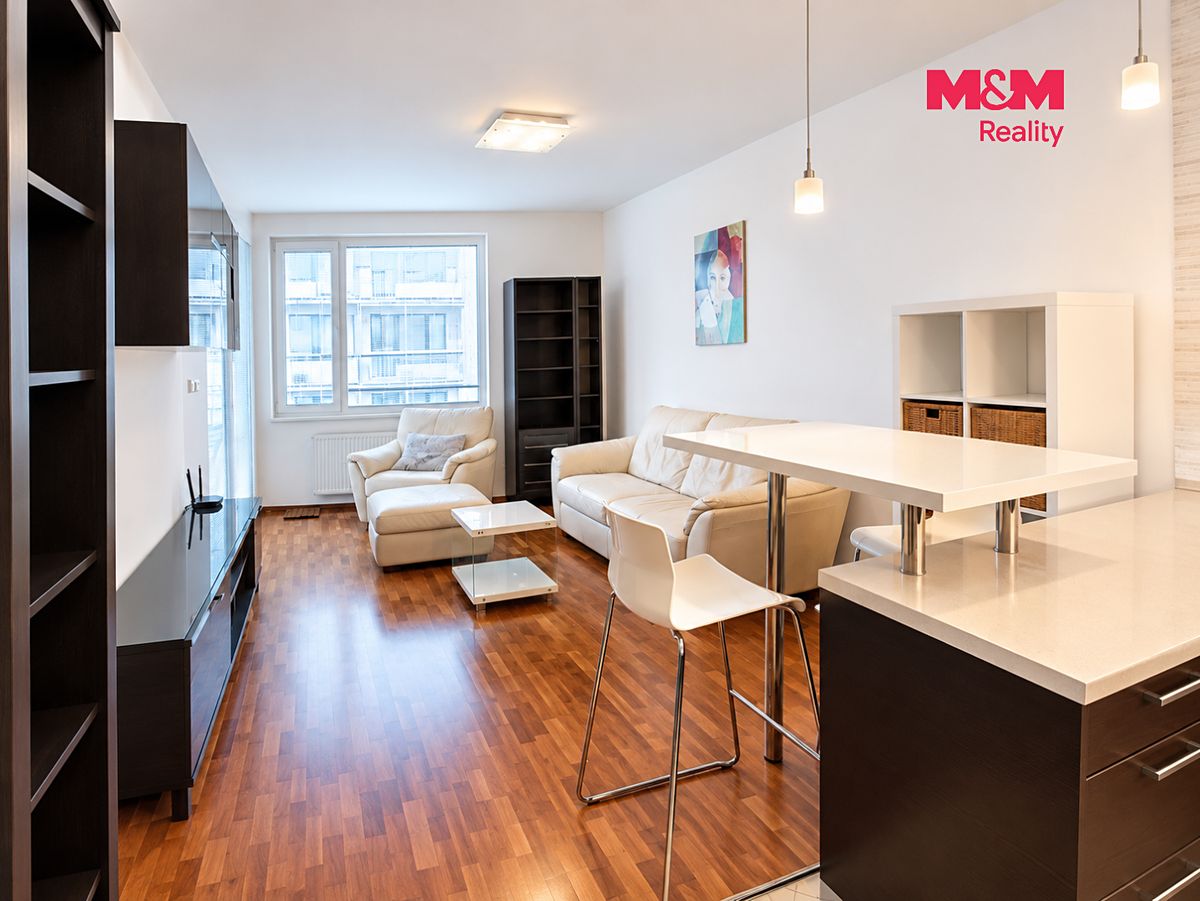 Pronájem bytu 2+kk 49 m² – fotografie 3
