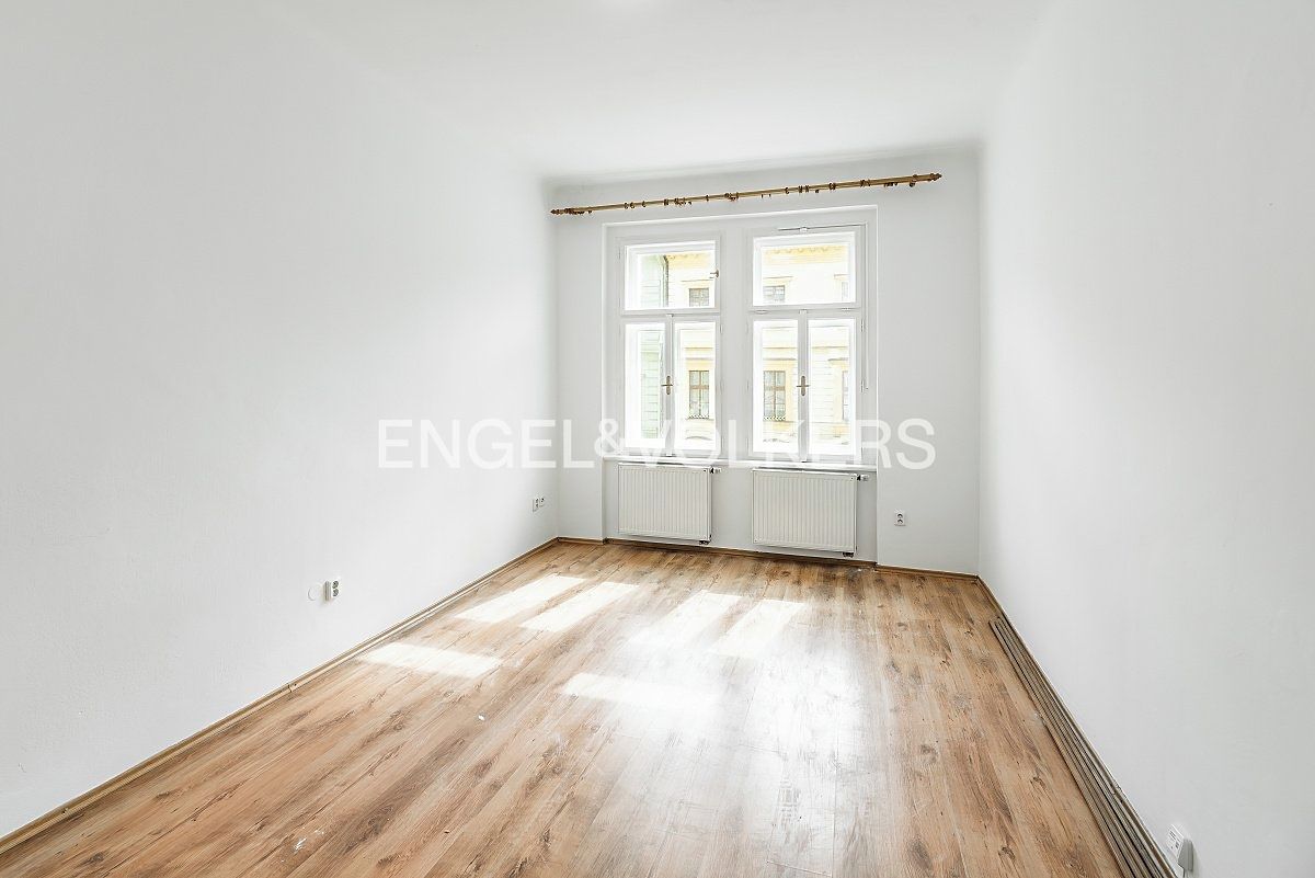 Pronájem bytu 1+1 44 m²