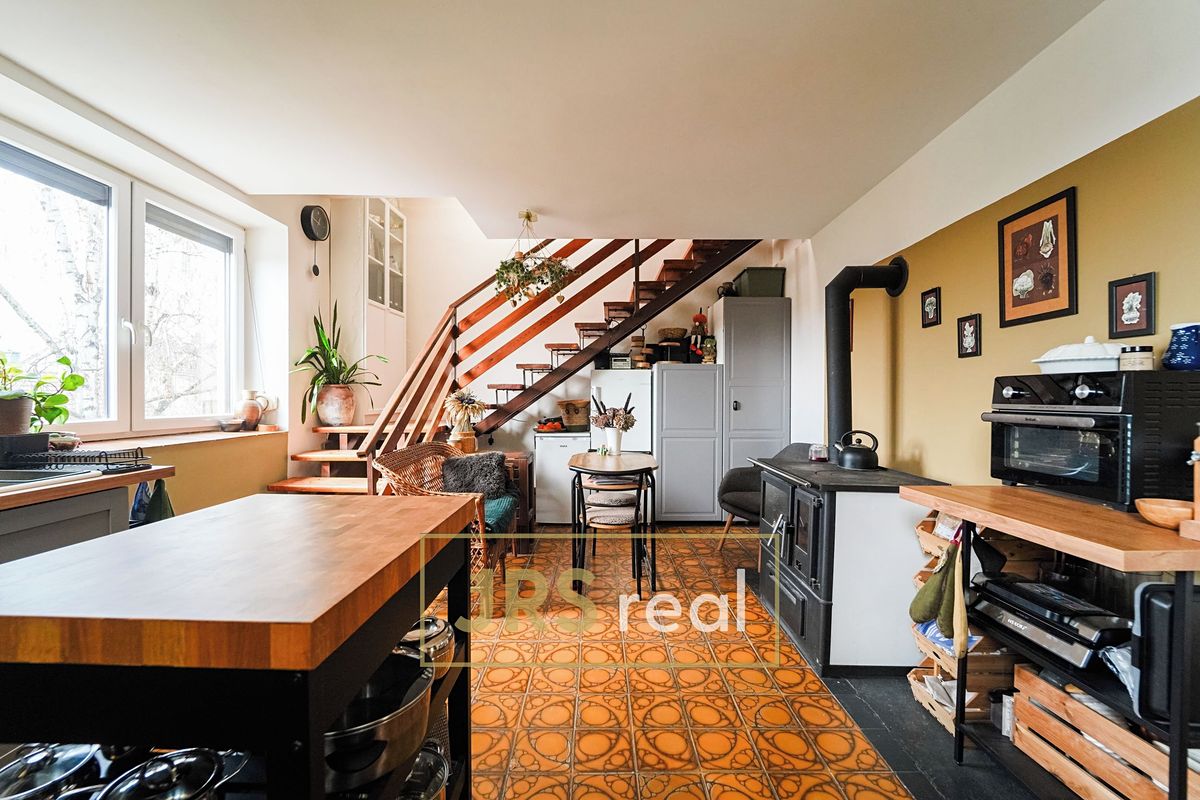 Prodej rodinného domu 295 m², pozemek 1358 m² – fotografie 3