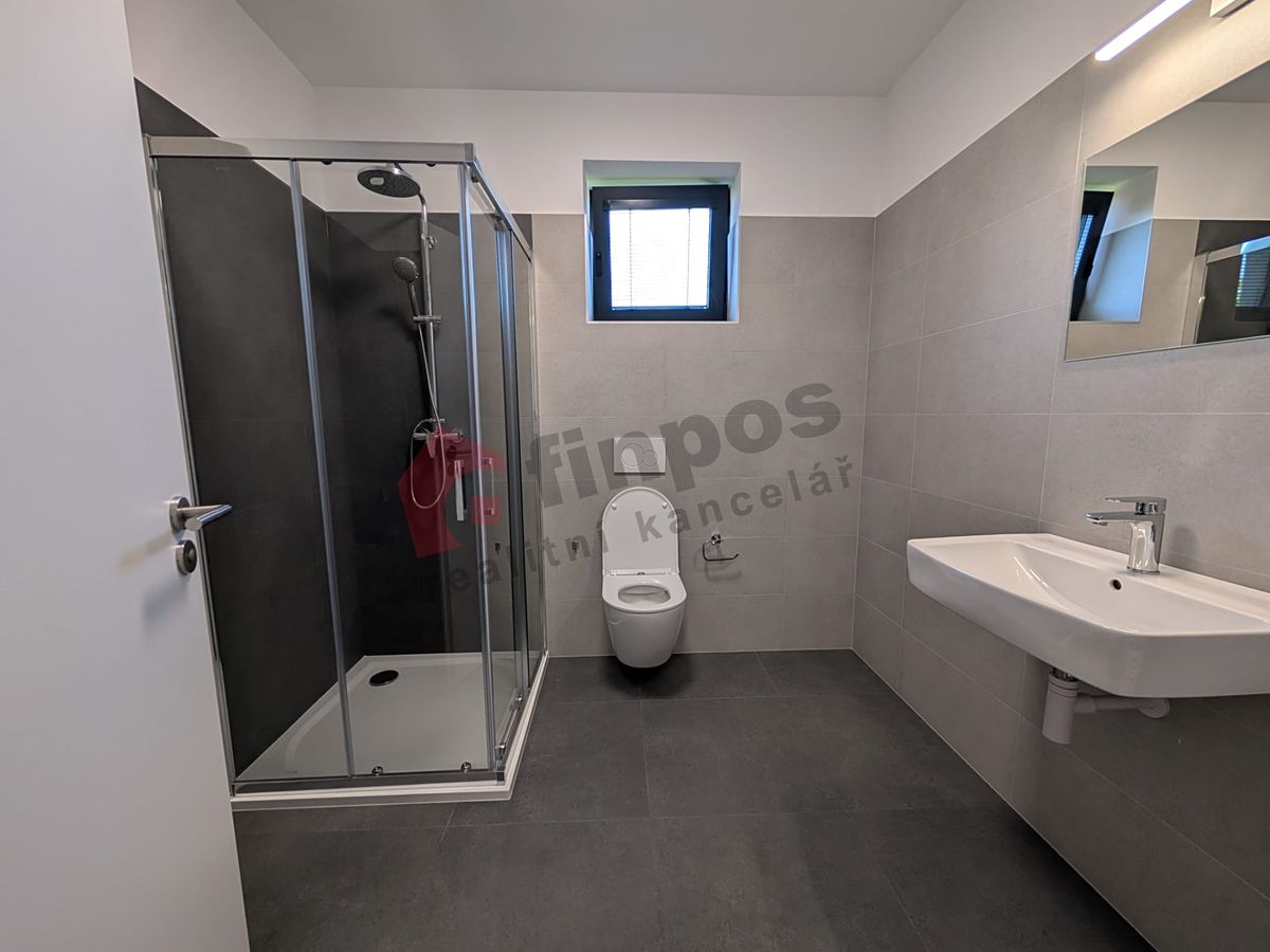 Pronájem bytu 1+kk 40 m² – fotografie 5