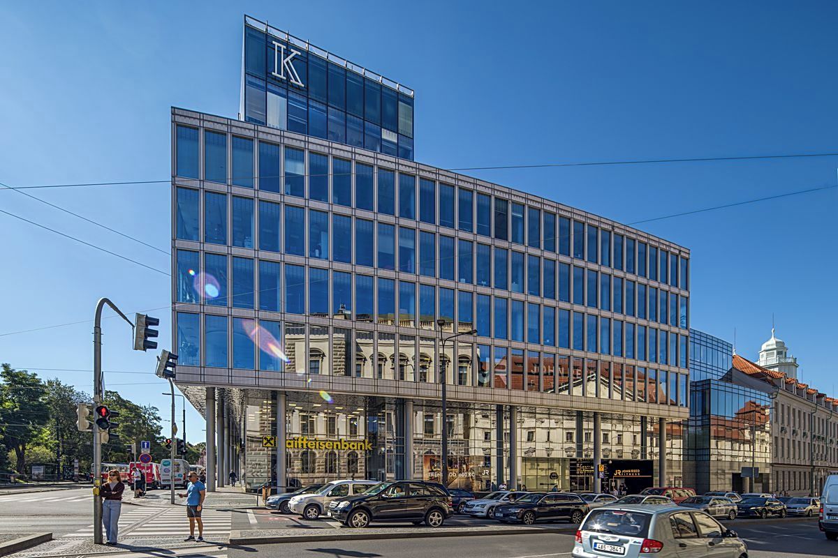 Pronájem obchodního prostoru 280 m²