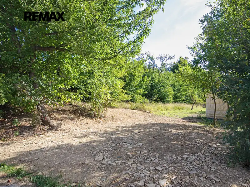Prodej stavebního pozemku 1697 m², Březnice – náhled fotky 3