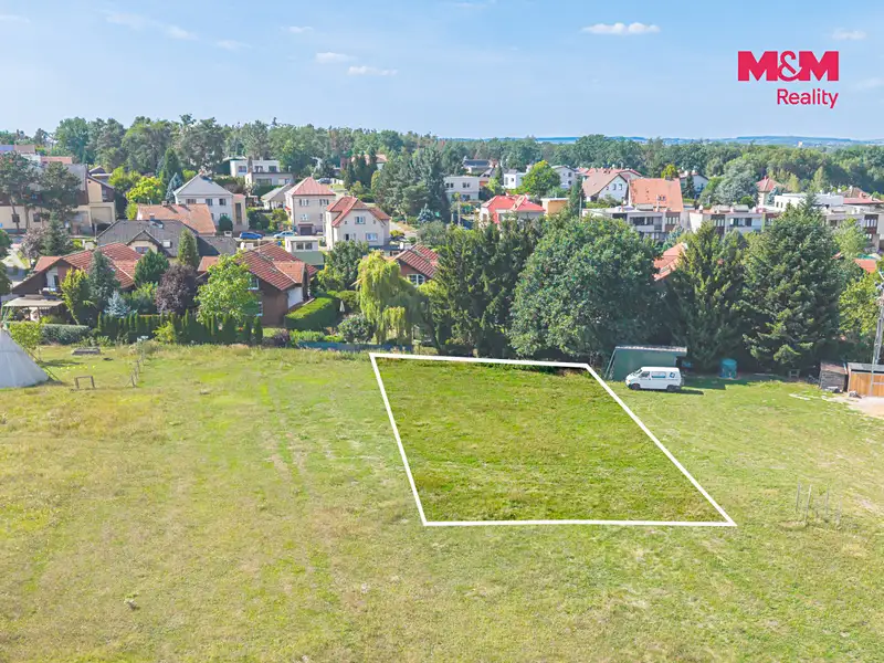 Prodej stavebního pozemku 730 m², Hradec Králové – náhled fotky 3