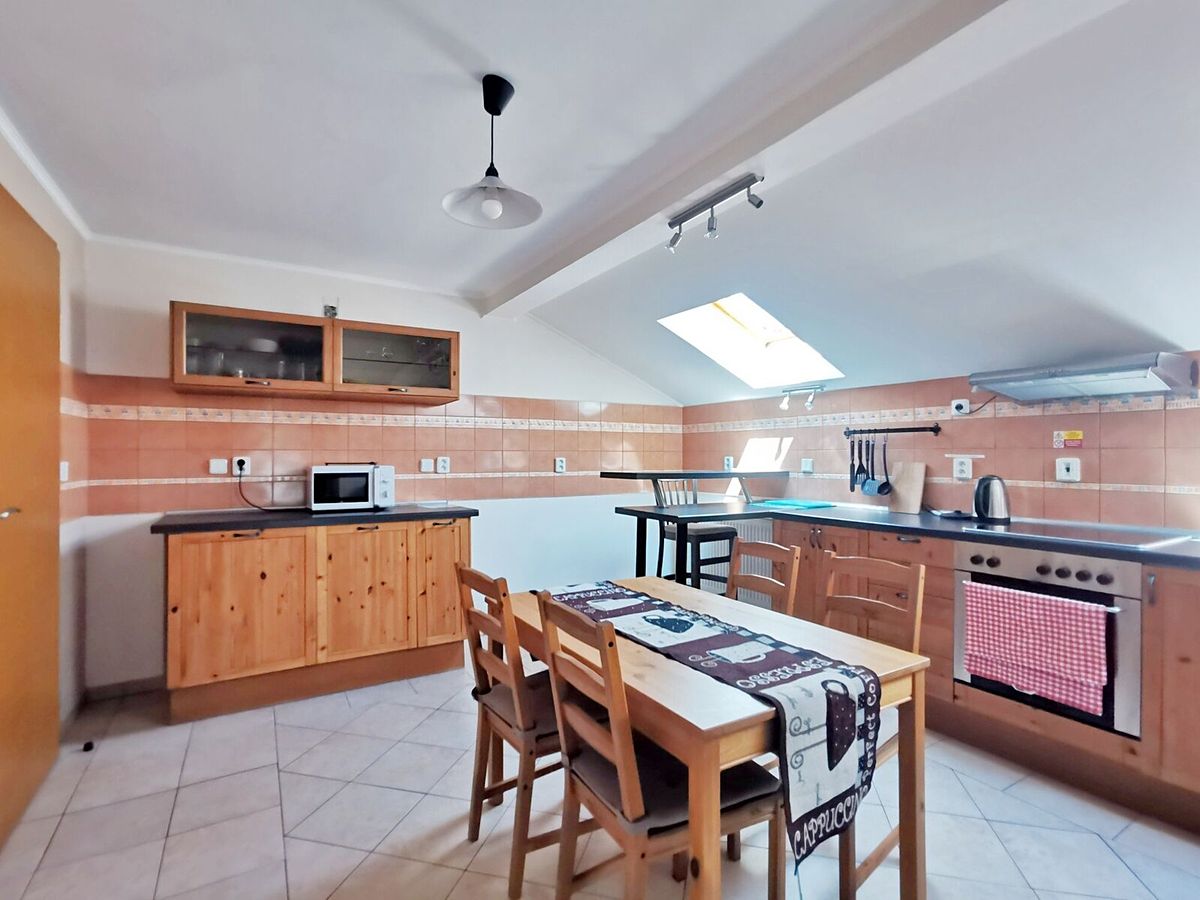 Pronájem bytu 2+kk 70 m²