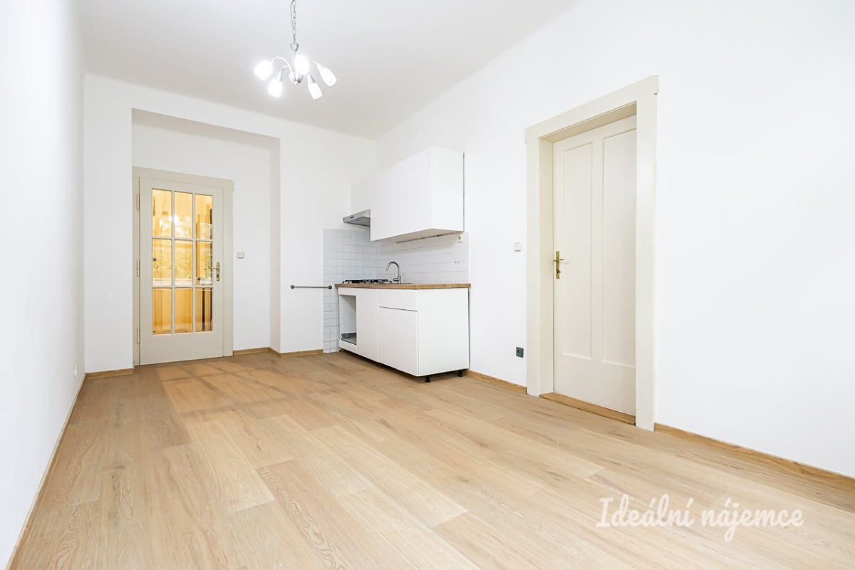 Pronájem bytu 2+kk 52 m²