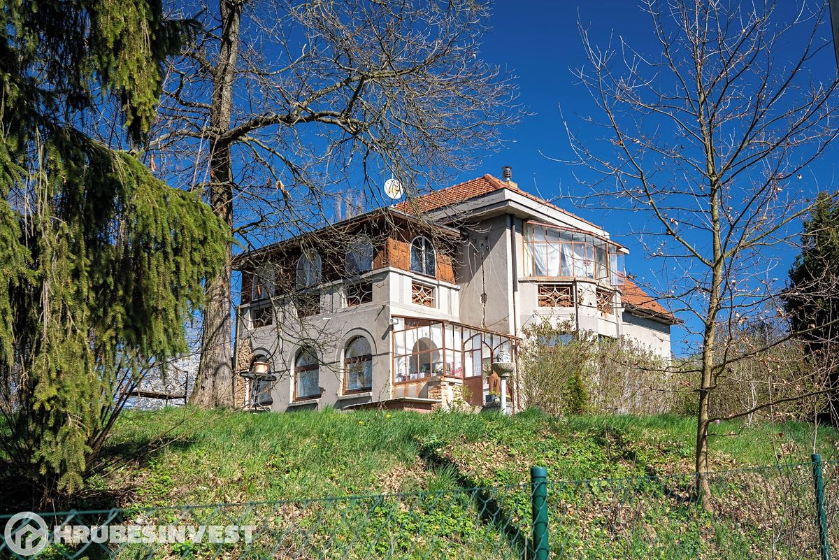 Prodej vily 235 m², pozemek 5427 m² – fotografie 3