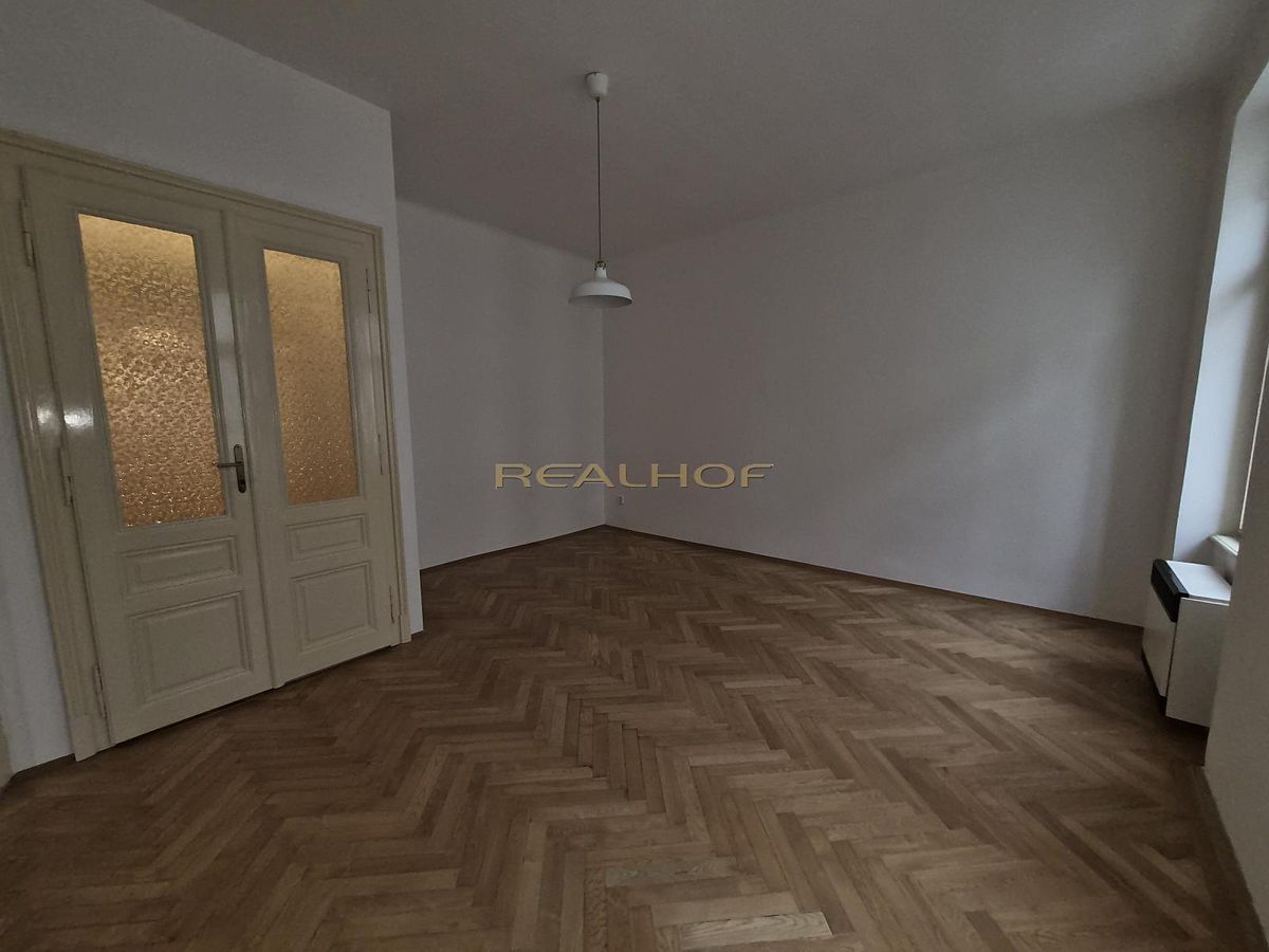 Pronájem bytu 2+1 75 m² – fotografie 3