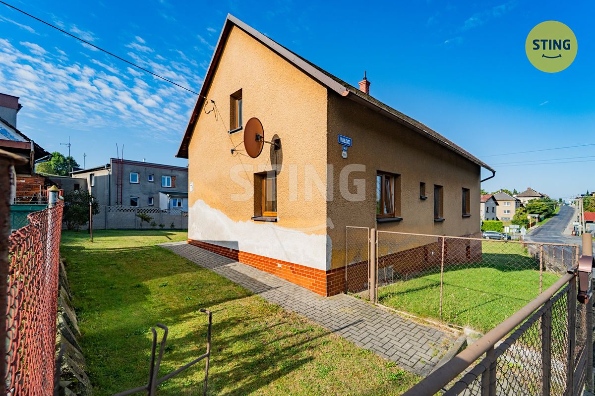 Prodej rodinného domu 226 m², pozemek 1443 m² – fotografie 4