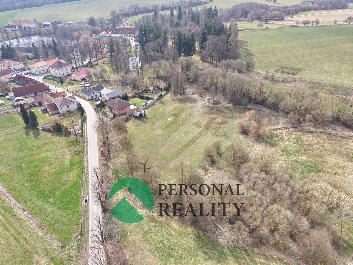 Prodej stavebního pozemku 9102 m² – fotografie 3