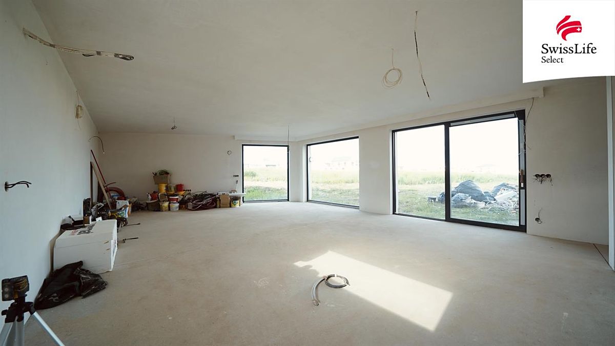 Prodej rodinného domu 238 m², pozemek 821 m² – fotografie 3