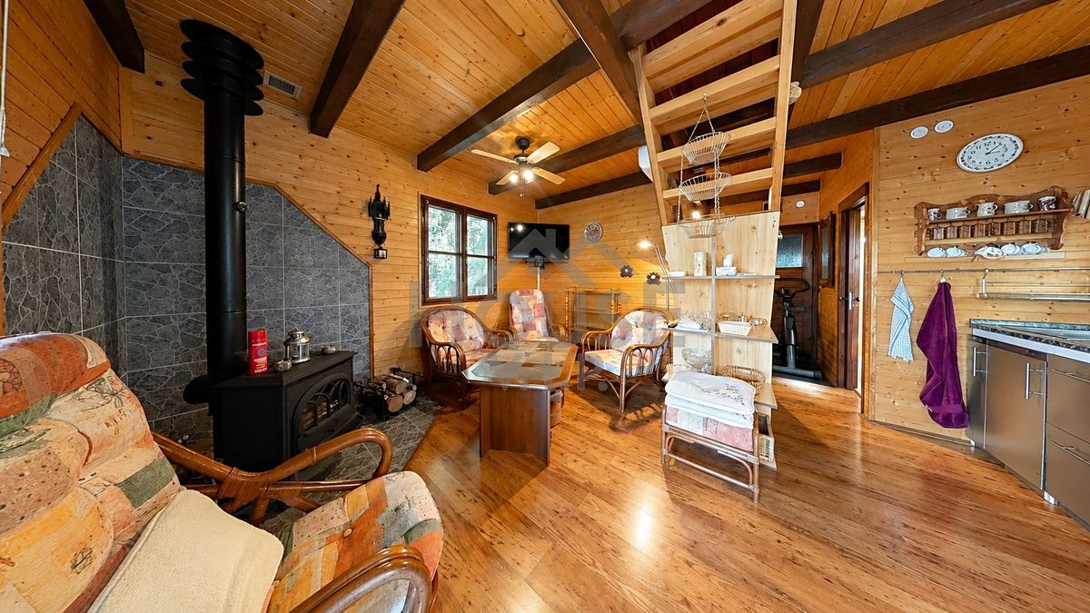 Prodej chalupy 50 m², pozemek 332 m² – fotografie 4