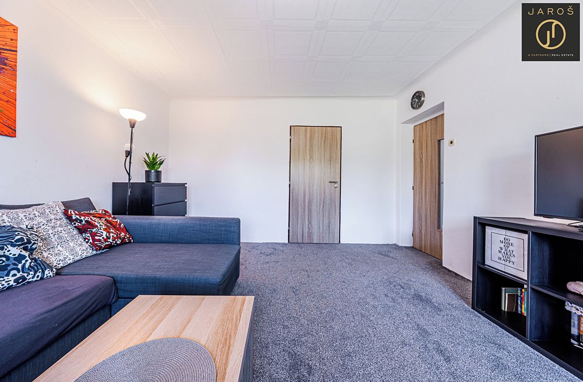 Prodej rodinného domu 105 m², pozemek 939 m² – fotografie 4