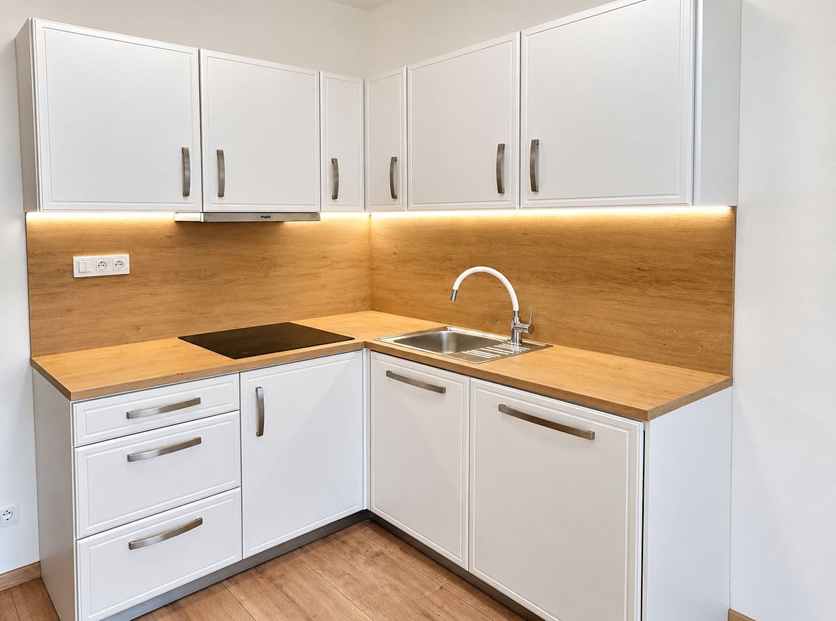 Pronájem bytu 1+kk 32 m²