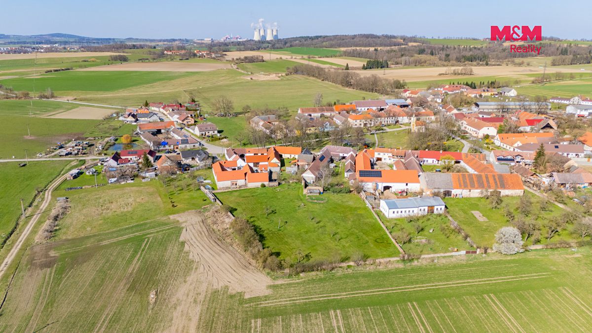 Prodej rodinného domu 195 m², pozemek 7046 m² – fotografie 4
