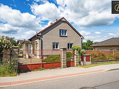 Prodej rodinného domu 105 m², pozemek 939 m²