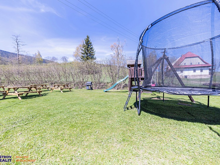 Prodej komerčního prostoru, 450 m² (29 z 35)