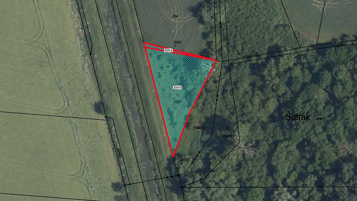 Prodej pozemku 1202 m²