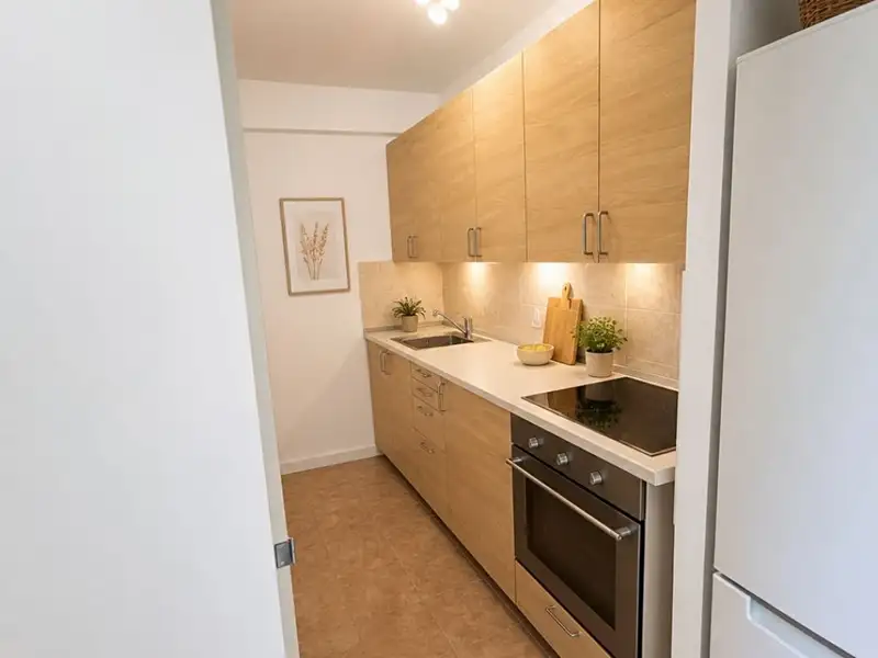 Prodej bytu 1+1 35 m², Praha – náhled fotky 3