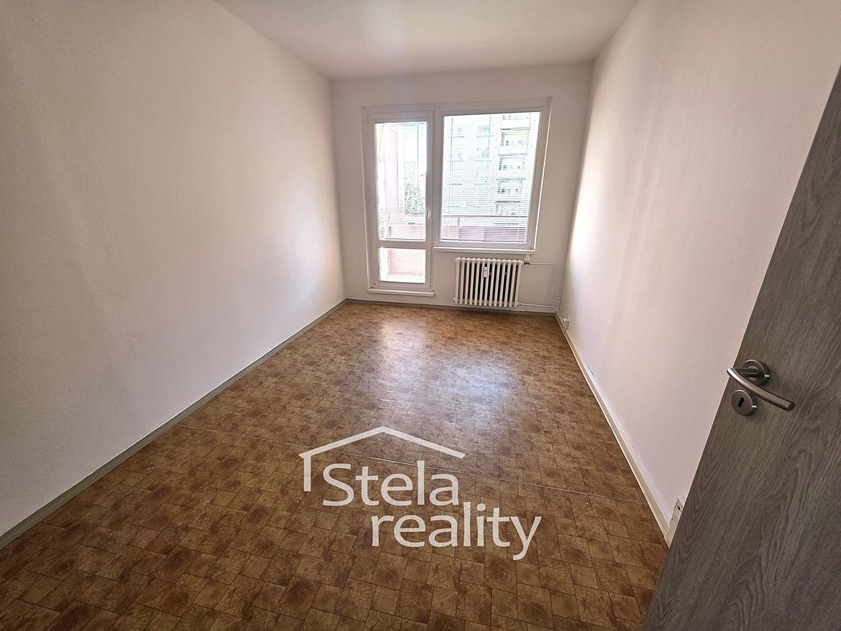 Pronájem bytu 3+1 74 m² – fotografie 3