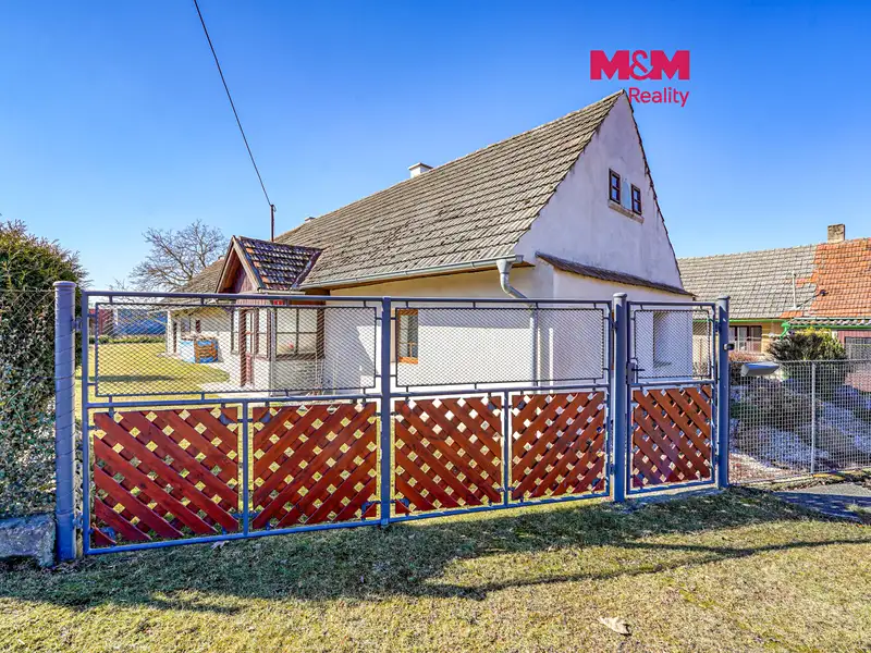 Prodej chalupy 126 m², pozemek 1072 m², Blovice – náhled fotky 1
