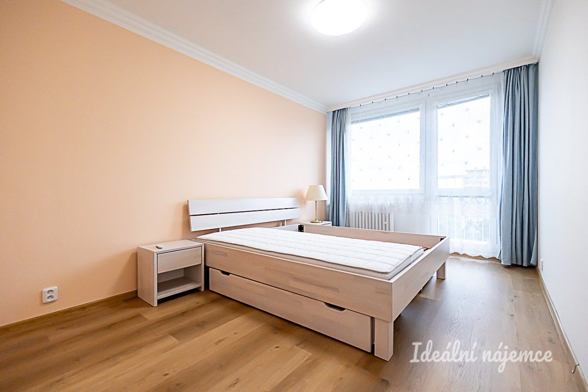 Pronájem bytu 3+1 92 m² – fotografie 4