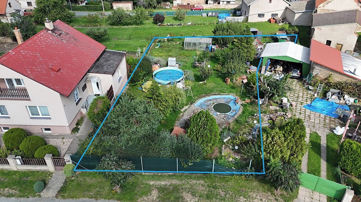 Prodej stavebního pozemku 870 m² – fotografie 4