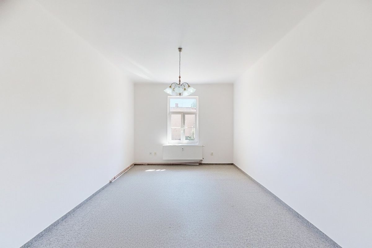 Pronájem bytu 2+1 60 m² – fotografie 3