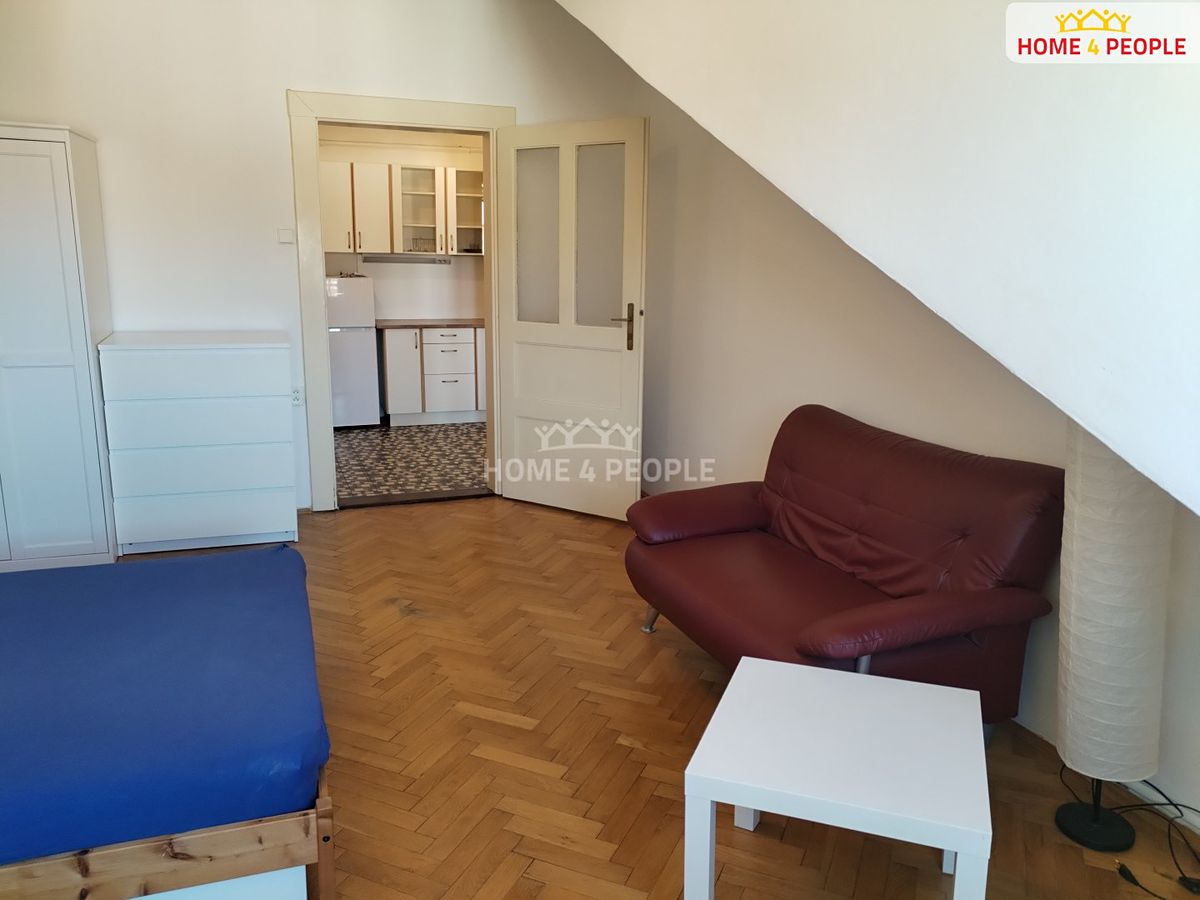 Pronájem bytu 2+1 50 m² – fotografie 5
