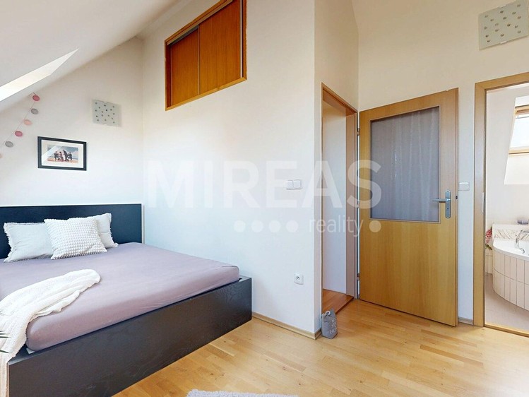 Prodej domu, 128 m² (9 z 25)