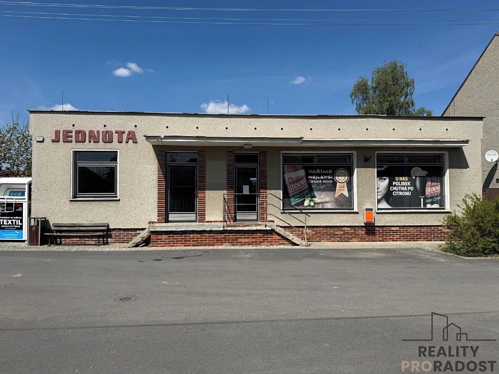Prodej rodinného domu 206 m², pozemek 724 m²