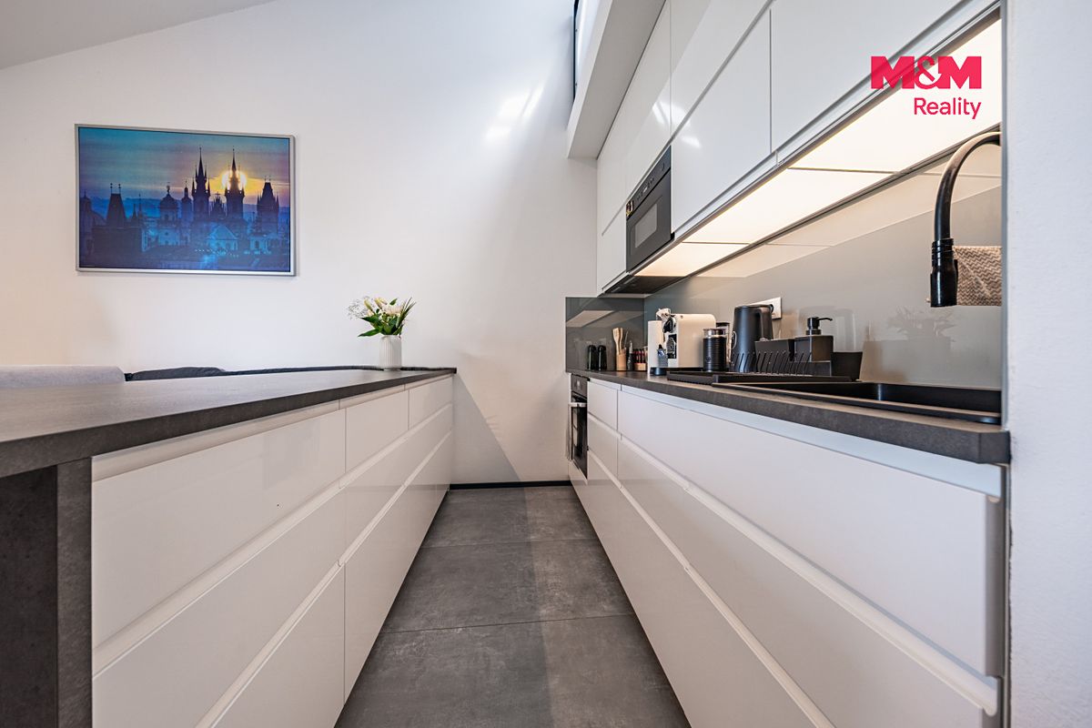 Prodej bytu 1+kk 40 m² – fotografie 4