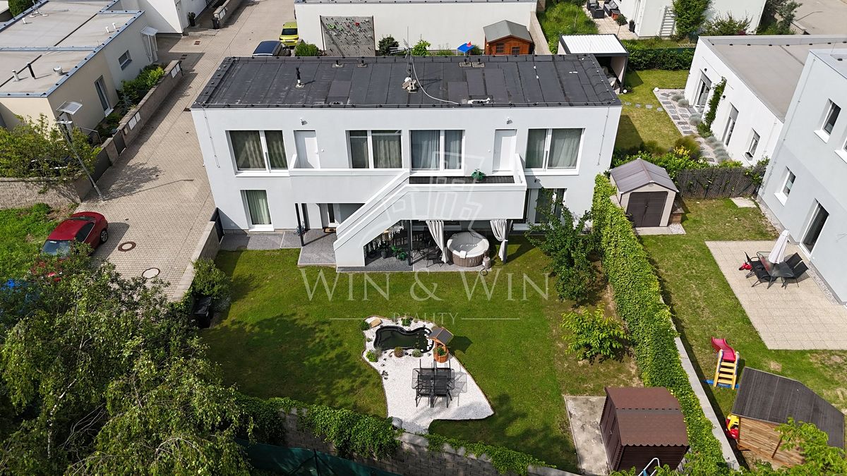 Prodej vícegeneračního domu 204 m², pozemek 339 m² – fotografie 5