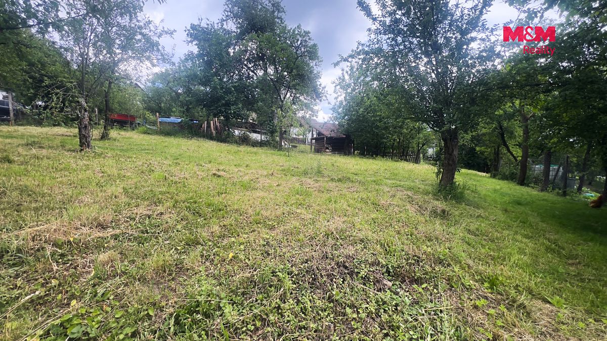 Prodej stavebního pozemku 651 m² – fotografie 3