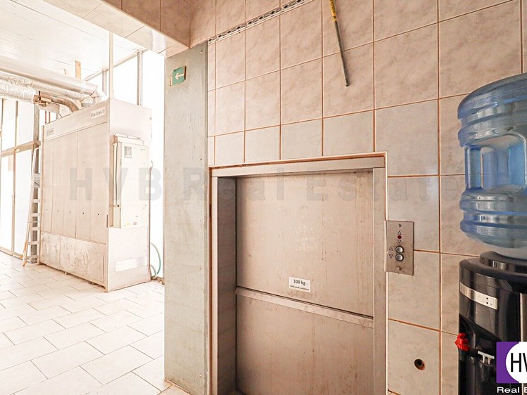 Gewerbefläche zum Kauf, 642 m² (12 von 29)