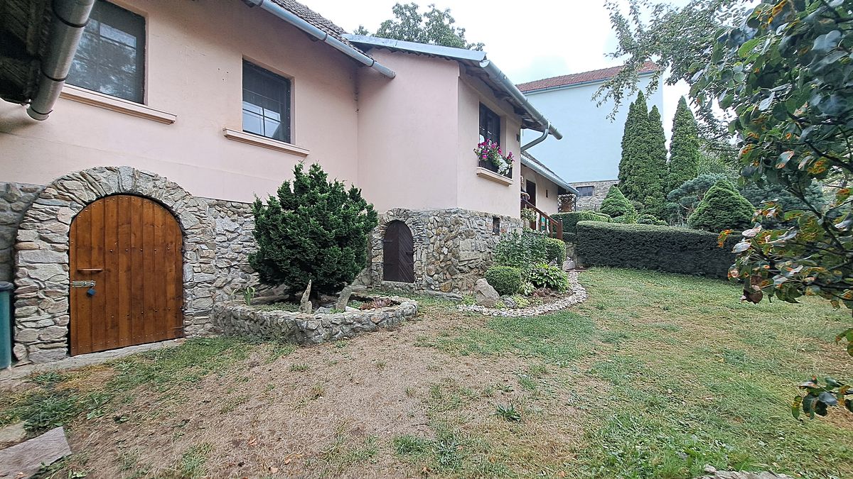 Prodej chalupy 79 m², pozemek 766 m² – fotografie 2