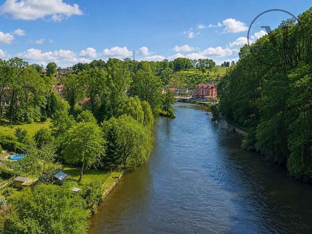 Prodej stavebního pozemku 1330 m² – fotografie 2
