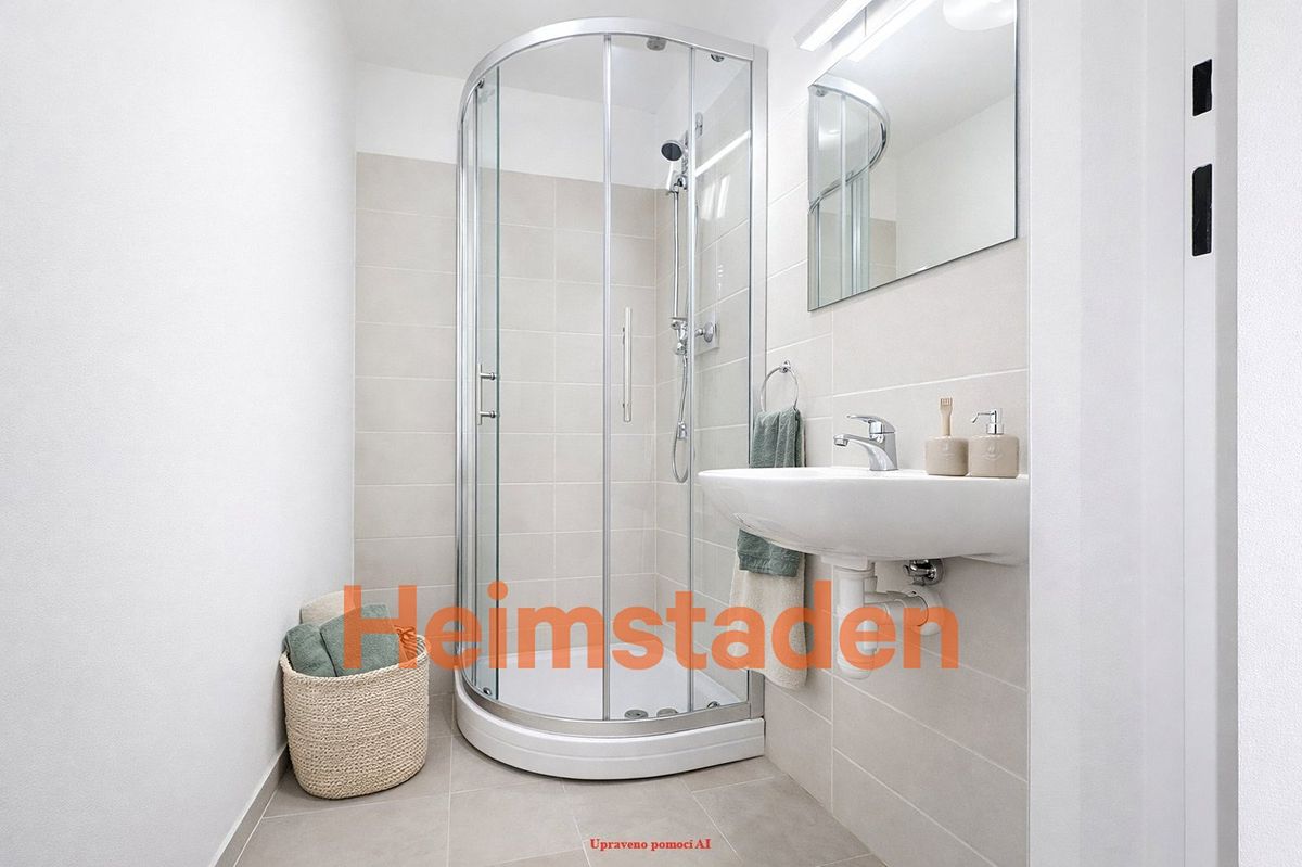 Pronájem bytu 1+1 39 m² – fotografie 3